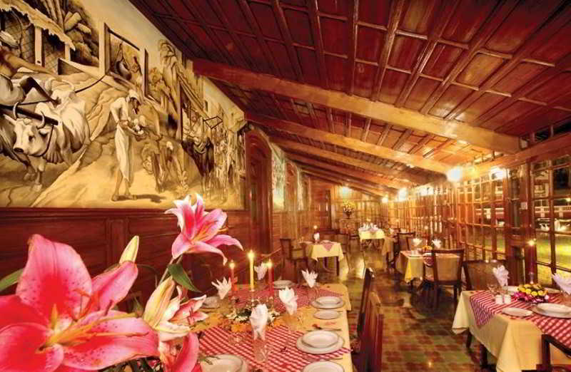 Welcomheritage Fernhills Royal Palace Ooty Esterno foto
